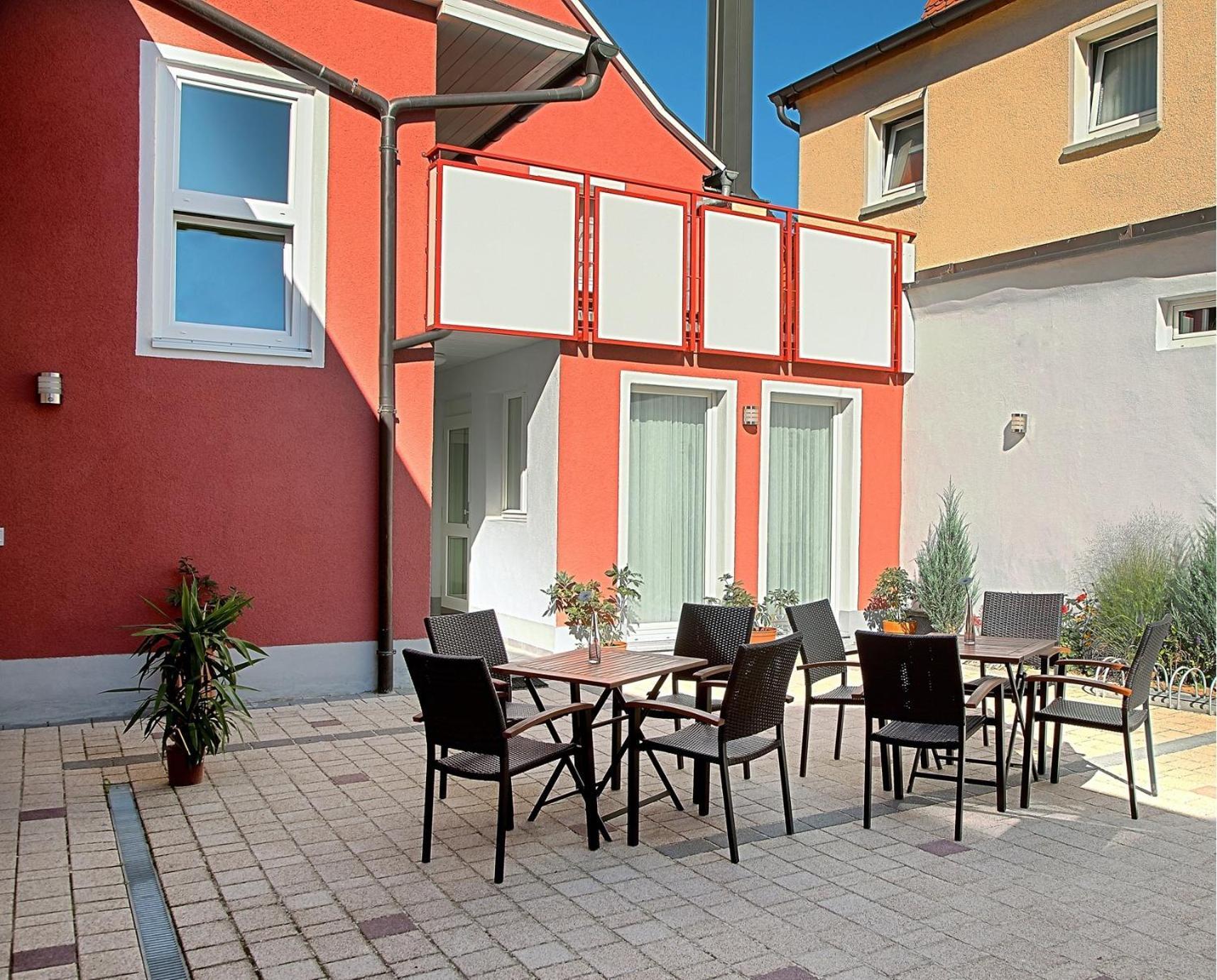 Hotel Garni Goldene Traube Bad Windsheim Extérieur photo