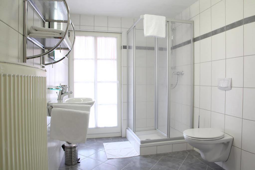Hotel Garni Goldene Traube Bad Windsheim Extérieur photo